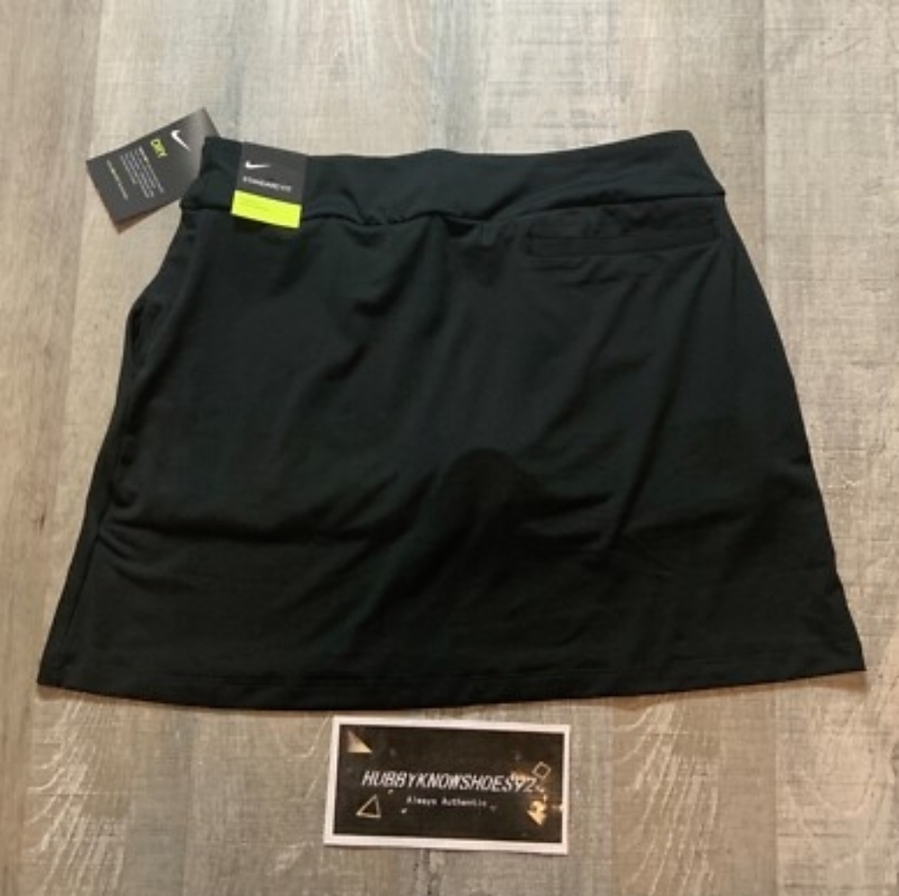 NWT NIKE DRY FIT SKORT